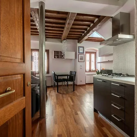 公寓 Torretta Via Della Viola